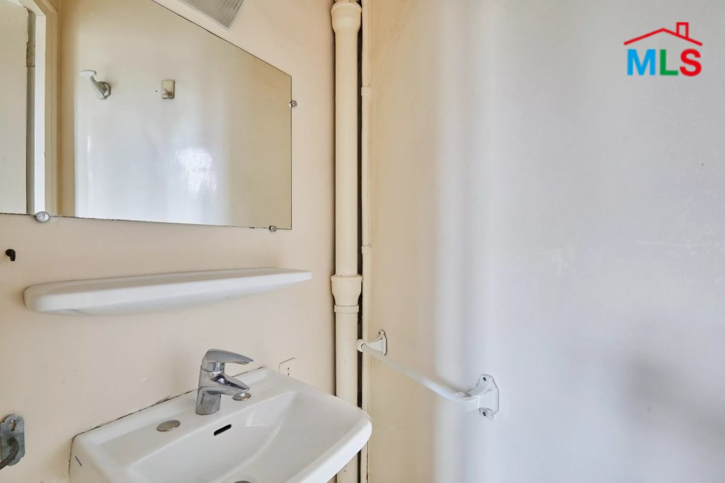 FAMILY APARTMENT FOR SALE l MUETTE I PARIS 16ème l FRANCE- 117m2
