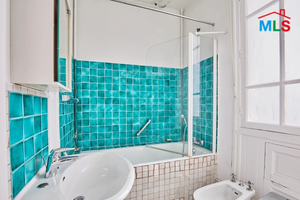 FAMILY APARTMENT FOR SALE l MUETTE I PARIS 16ème l FRANCE- 117m2