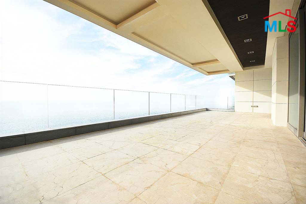 Luxurious & High-End Apartment with Sea view For Sale in Rawche, Ras Beirut