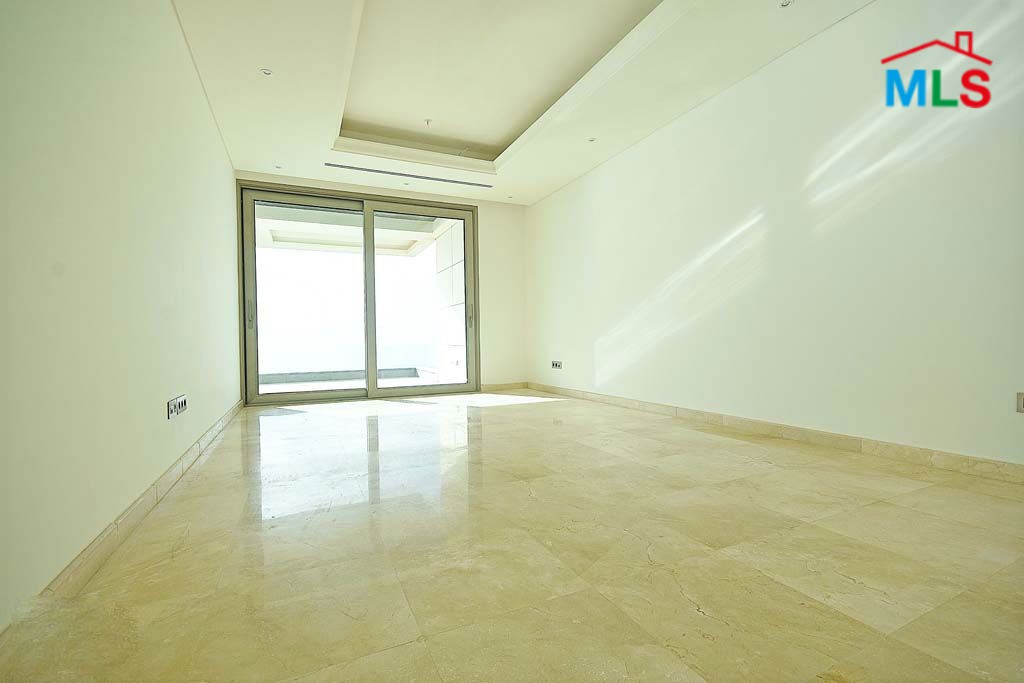 Luxurious & High-End Apartment with Sea view For Sale in Rawche, Ras Beirut