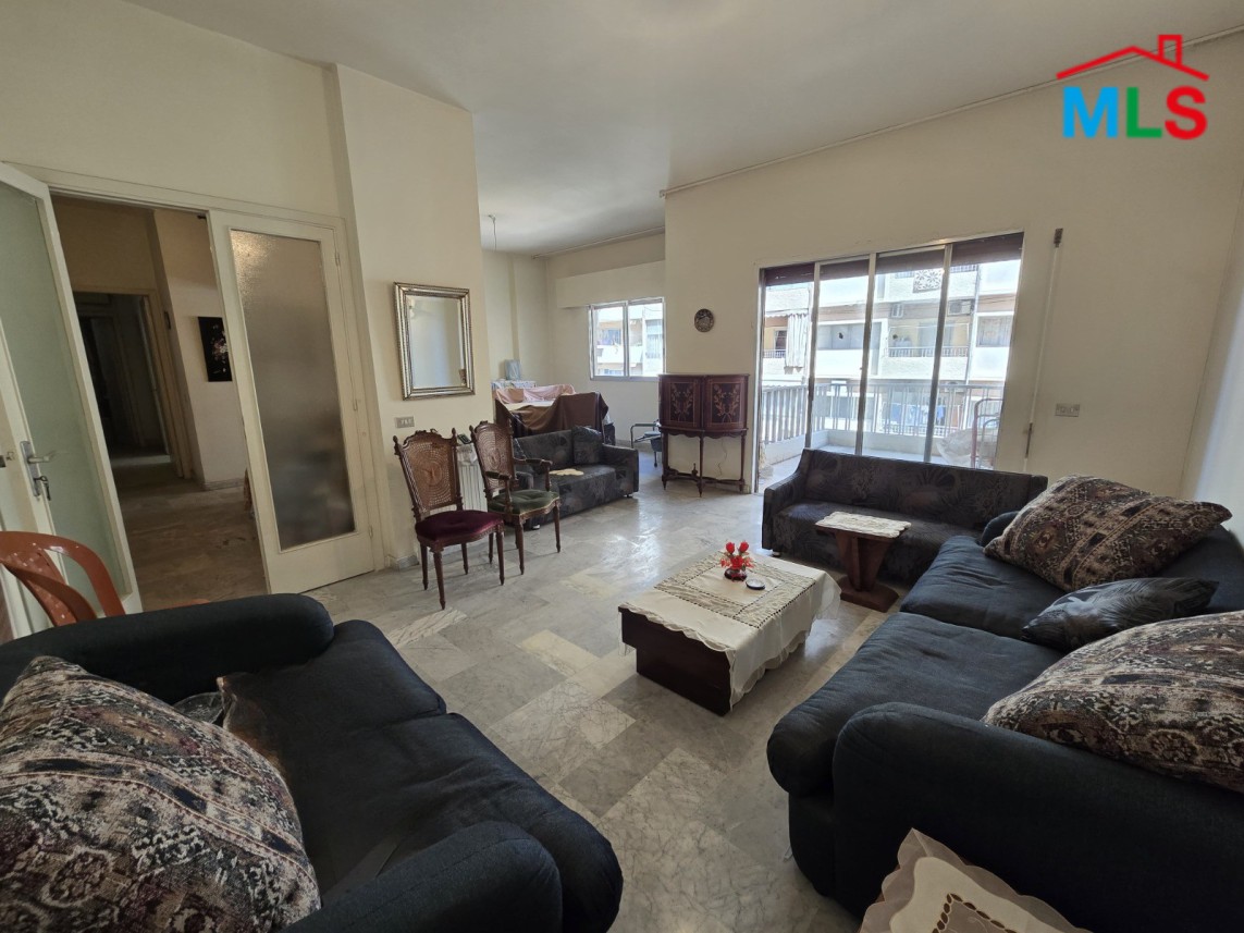 Furnished Charming 3-Bedroom Apartment For Sale in Achrafieh, Sioufi