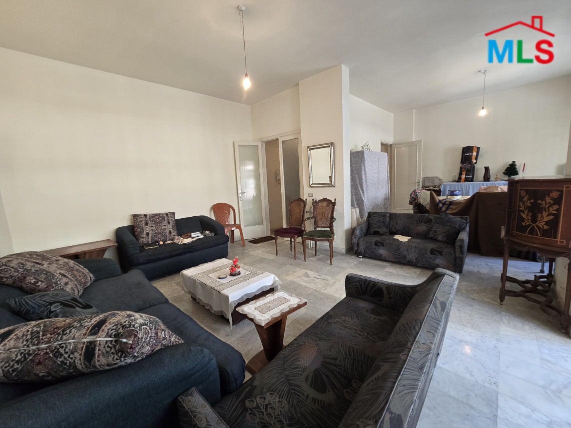 Furnished Charming 3-Bedroom Apartment For Sale in Achrafieh, Sioufi