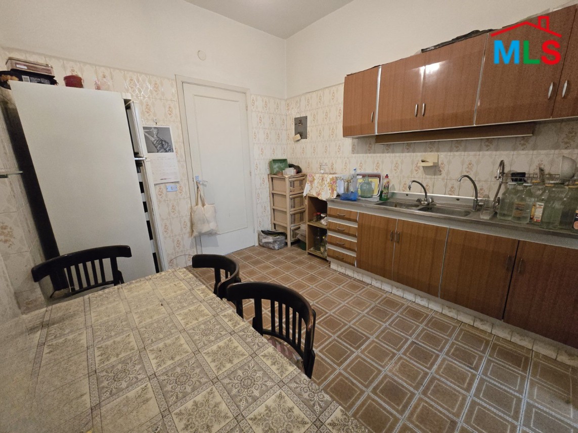 Furnished Charming 3-Bedroom Apartment For Sale in Achrafieh, Sioufi