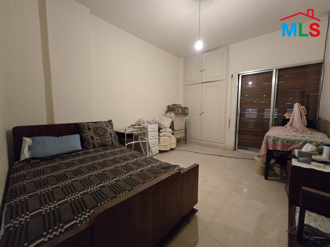 Furnished Charming 3-Bedroom Apartment For Sale in Achrafieh, Sioufi