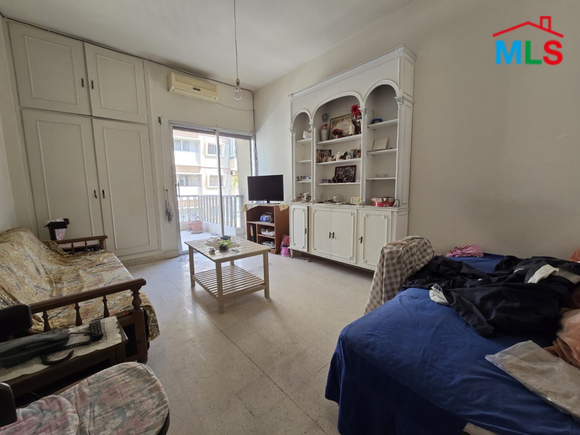 Furnished Charming 3-Bedroom Apartment For Sale in Achrafieh, Sioufi