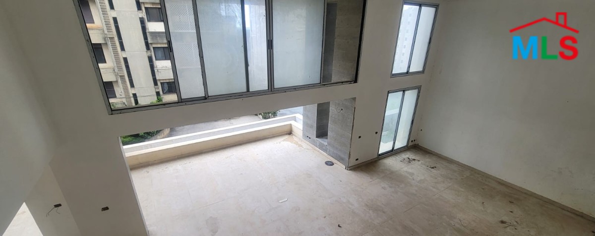 Brand New Duplex With Garden For Sale in A New Building in Sahel Alma