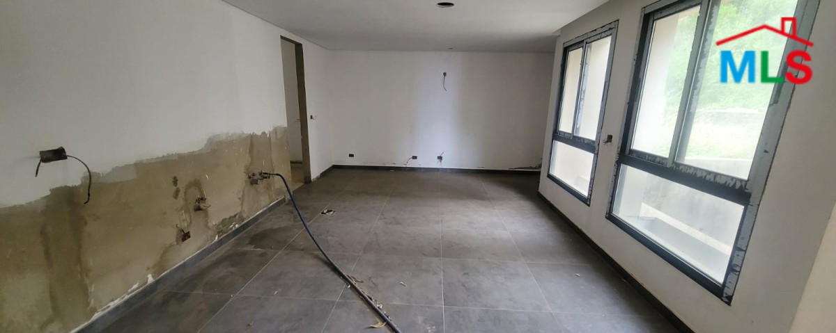 Brand New Duplex With Garden For Sale in A New Building in Sahel Alma