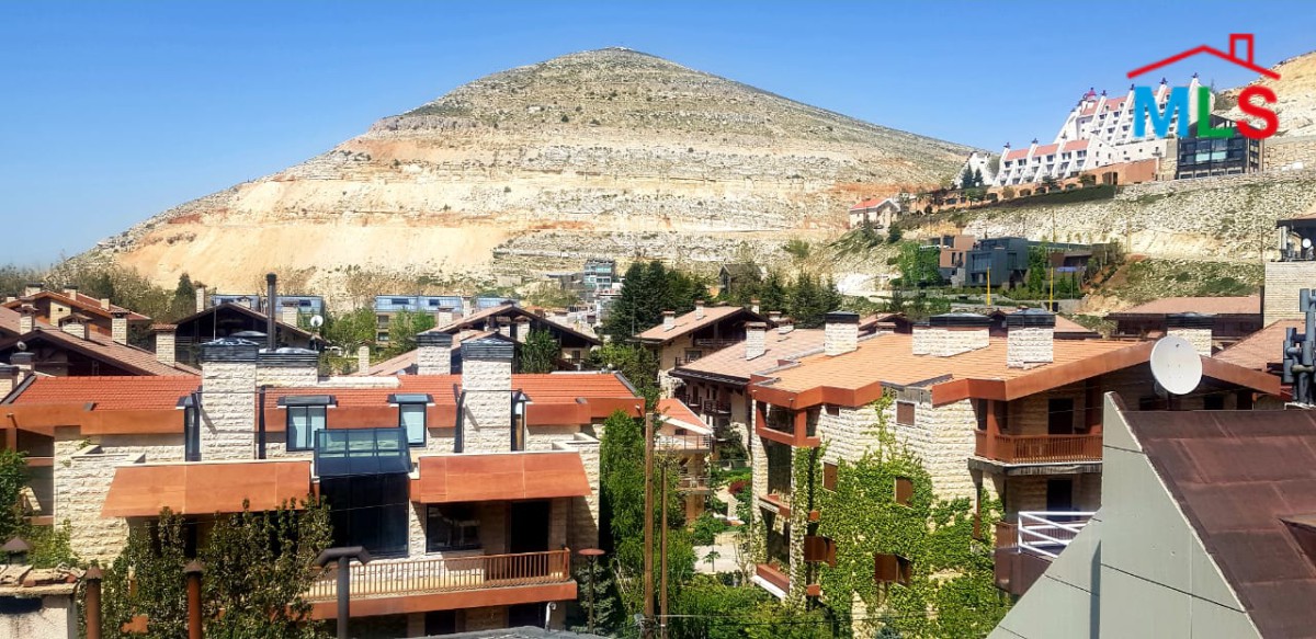 Fully Furnished Chalet For Sale in Plateau