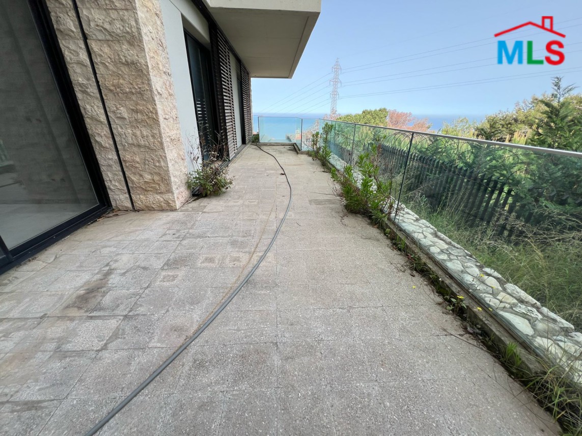 Spacious Apartment With Terrace And Great Sea View For Sale in Adma