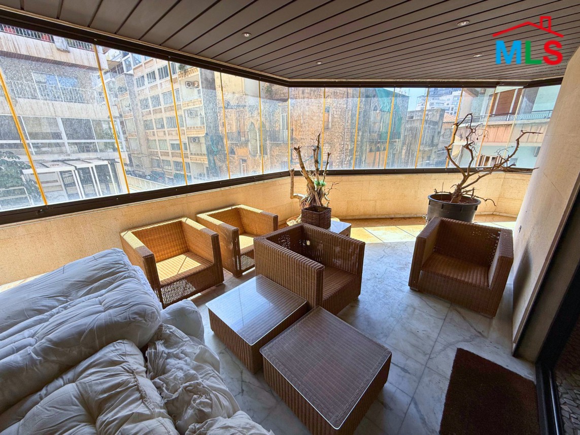 Furnished Apartment For Sale in Prime Location in Achrafieh, Carré D'or