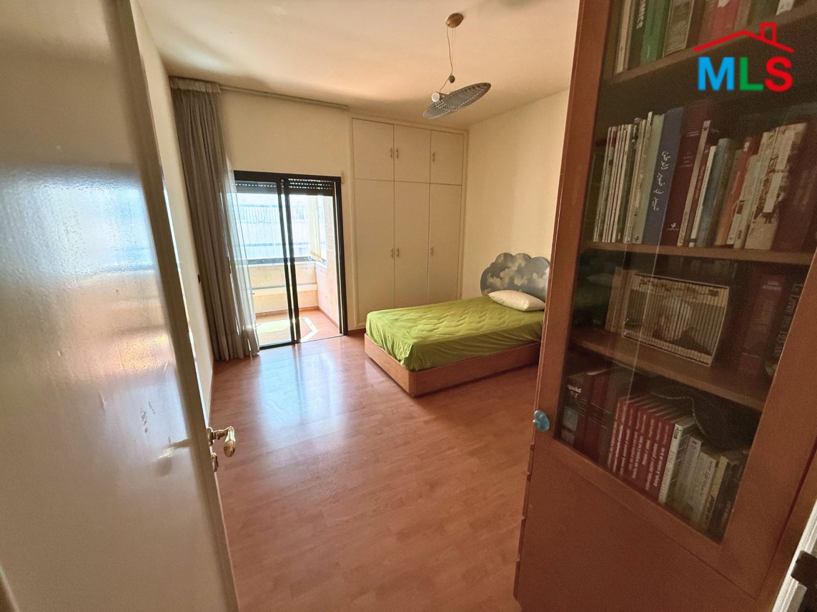 Furnished Apartment For Sale in Prime Location in Achrafieh, Carré D'or