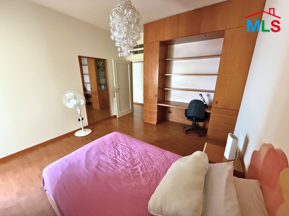 Furnished Apartment For Sale in Prime Location in Achrafieh, Carré D'or
