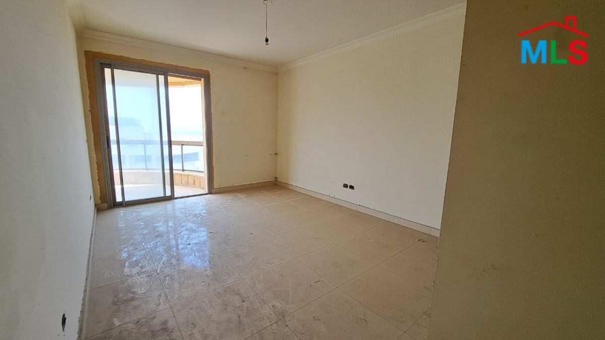 Spacious & High-End Apartment For Sale in Ramlet El Bayda
