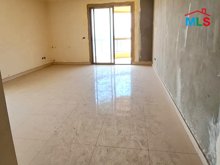 Spacious & High-End Apartment For Sale in Ramlet El Bayda