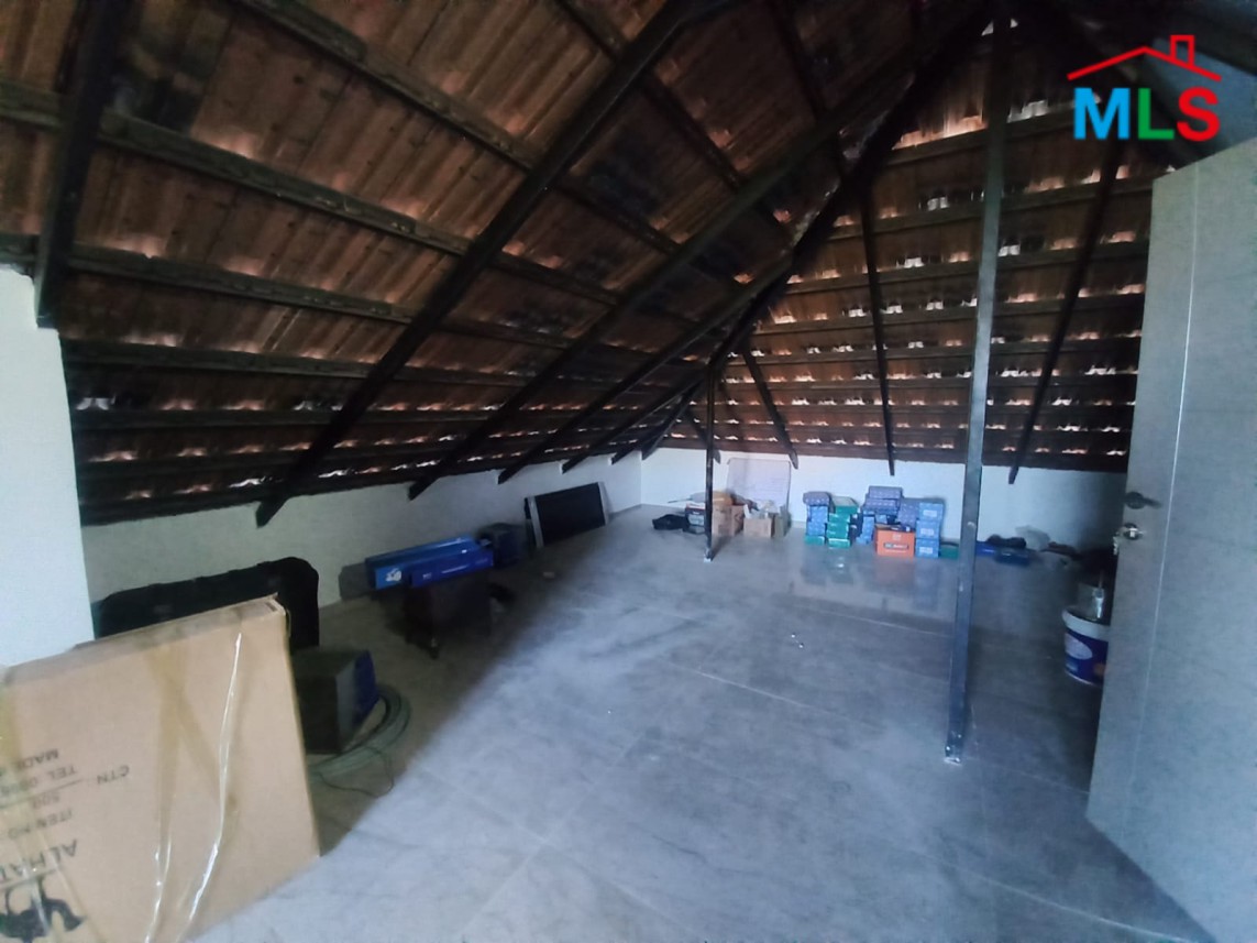 Unique Villa With Garden For Sale in Mechmech