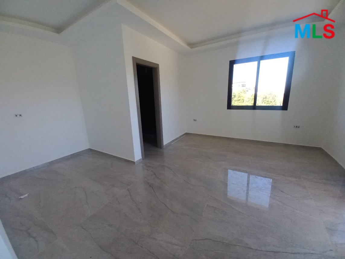 Unique Villa With Garden For Sale in Mechmech