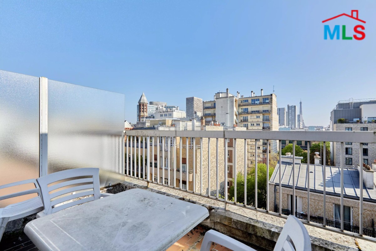 DUPLEX WITH TERRACES FOR SALE l BEAUGRENELLE l PARIS 15ème l FRANCE - 60m2