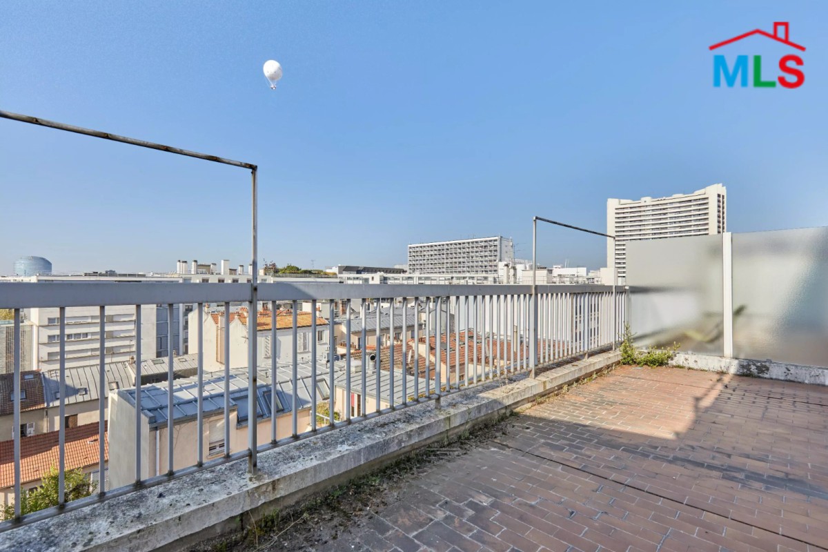 DUPLEX WITH TERRACES FOR SALE l BEAUGRENELLE l PARIS 15ème l FRANCE - 60m2