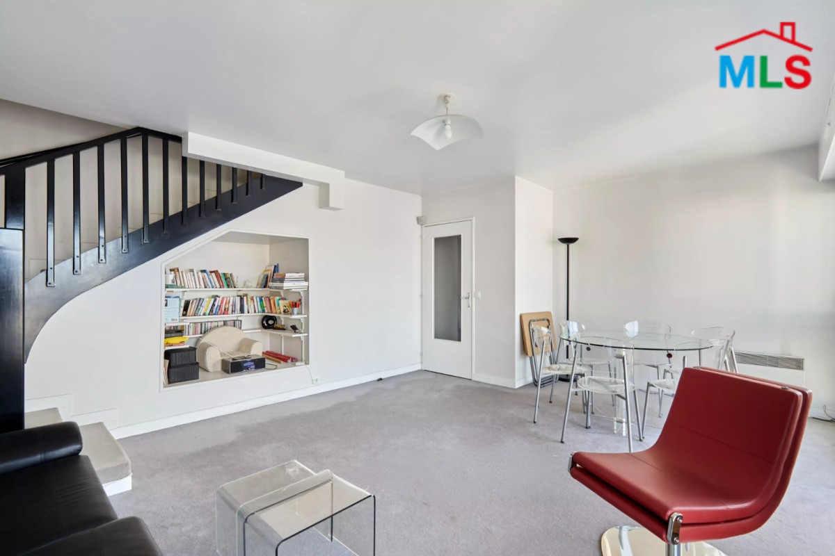 DUPLEX WITH TERRACES FOR SALE l BEAUGRENELLE l PARIS 15ème l FRANCE - 60m2