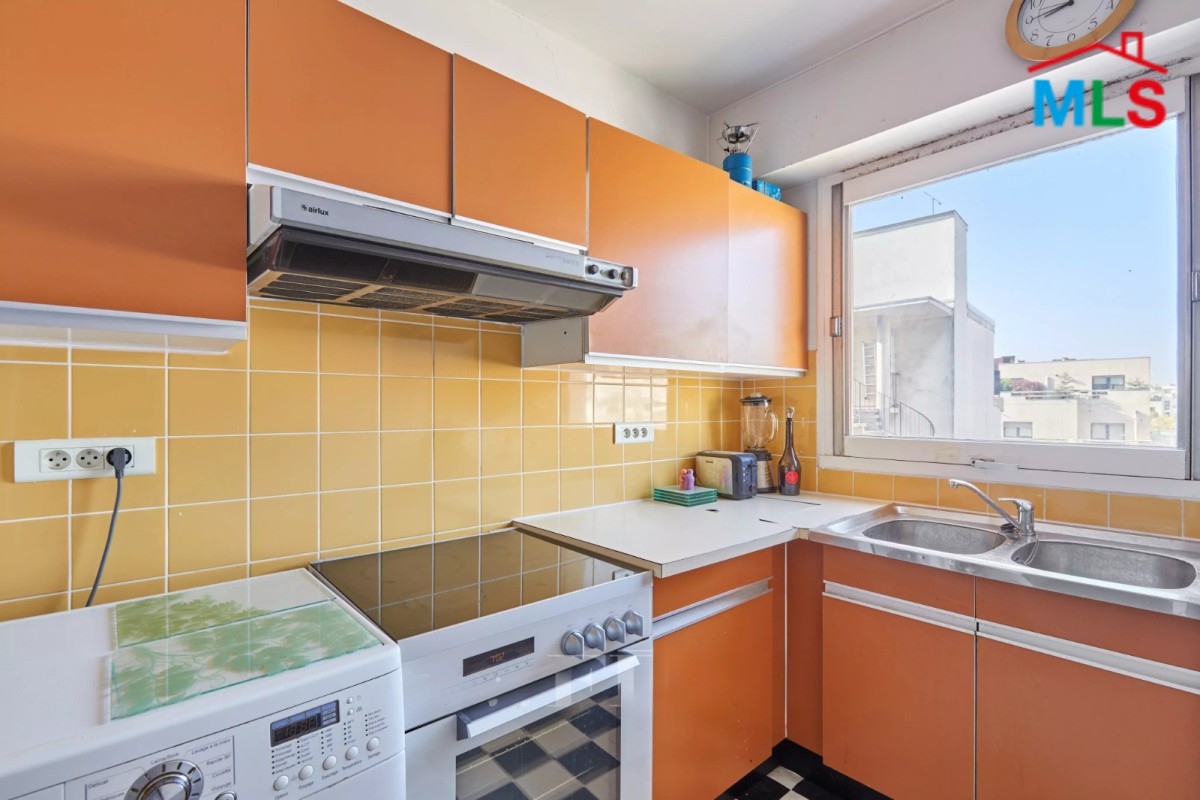 DUPLEX WITH TERRACES FOR SALE l BEAUGRENELLE l PARIS 15ème l FRANCE - 60m2