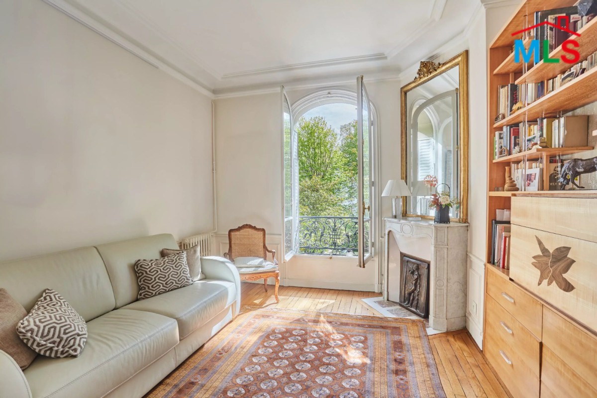 FAMILY APARTMENT FOR SALE l LONGCHAMP I PARIS 16ème l FRANCE- 130m2