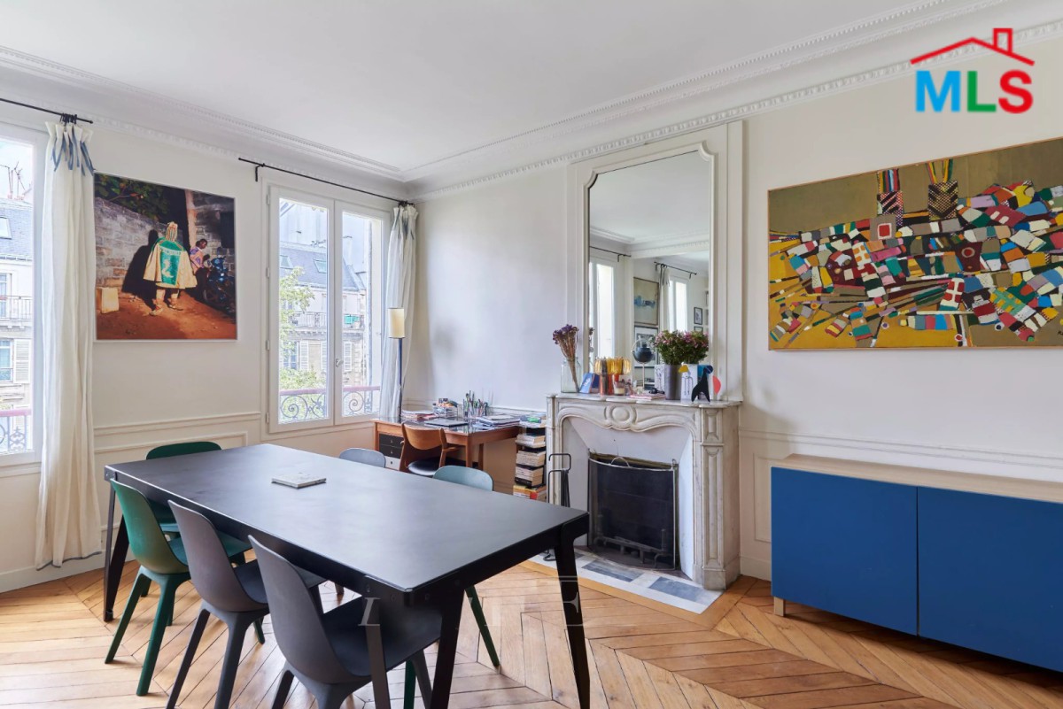 BRIGHT APARTMENT FOR SALE l Ave. VILLIERS l PARIS 17ème l FRANCE - 106m2
