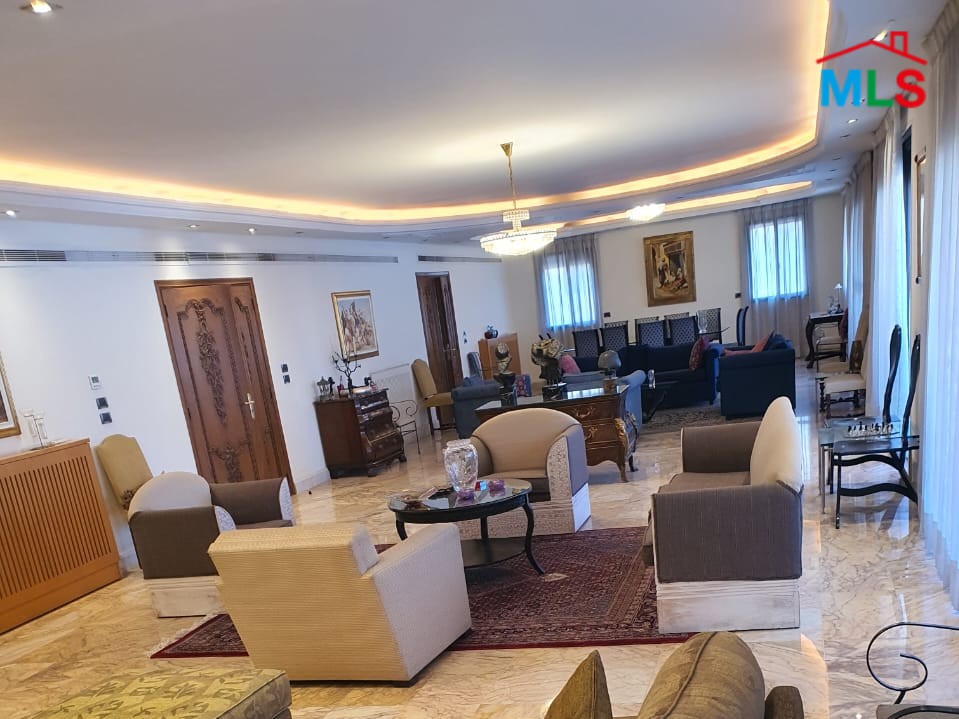 Spacious & High-End Duplex For Sale in Ramlet El Bayda