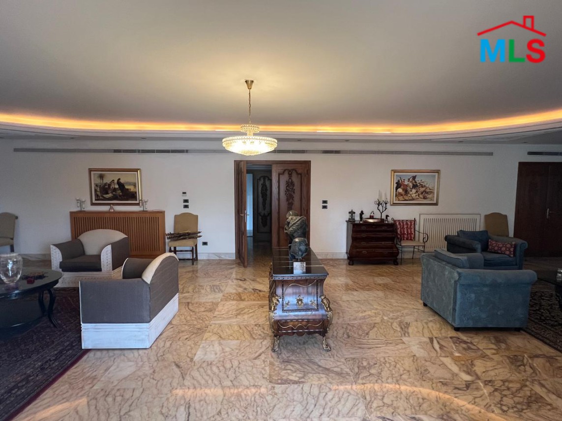 Spacious & High-End Duplex For Sale in Ramlet El Bayda