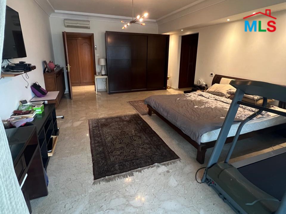 Spacious & High-End Duplex For Sale in Ramlet El Bayda