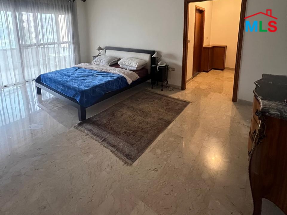 Spacious & High-End Duplex For Sale in Ramlet El Bayda