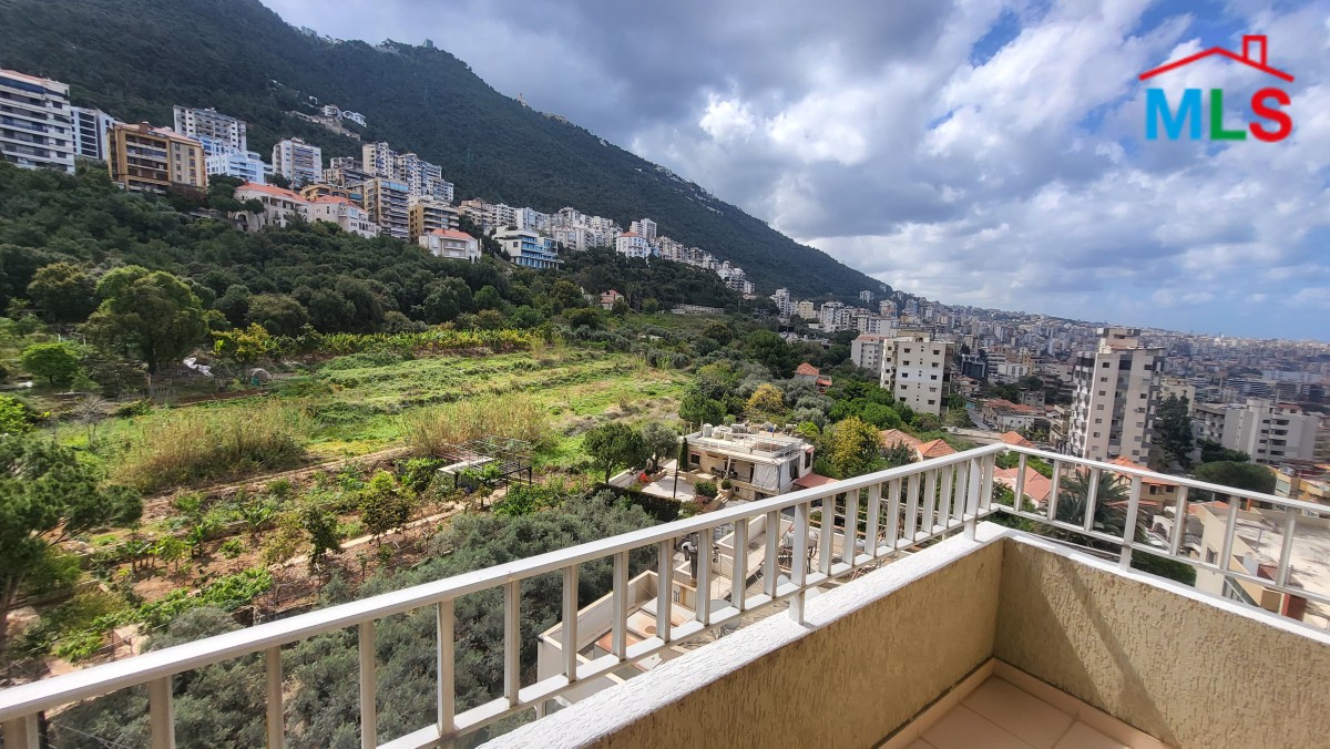 Spacious Apartment With A Nice View For Sale in Haret Sakher