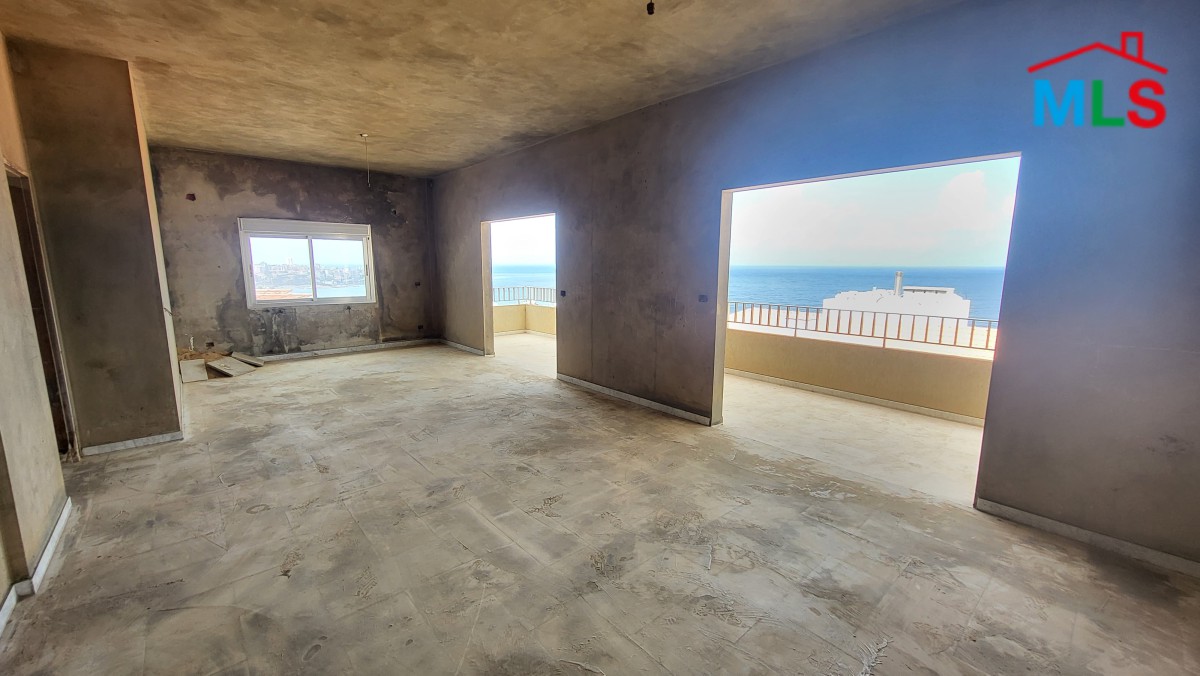 Spacious Apartment With A Nice View For Sale in Haret Sakher