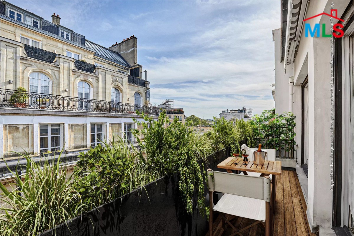 APARTMENT WITH BALCONY FOR SALE l MUETTE l PARIS 16ème l FRANCE - 64m2