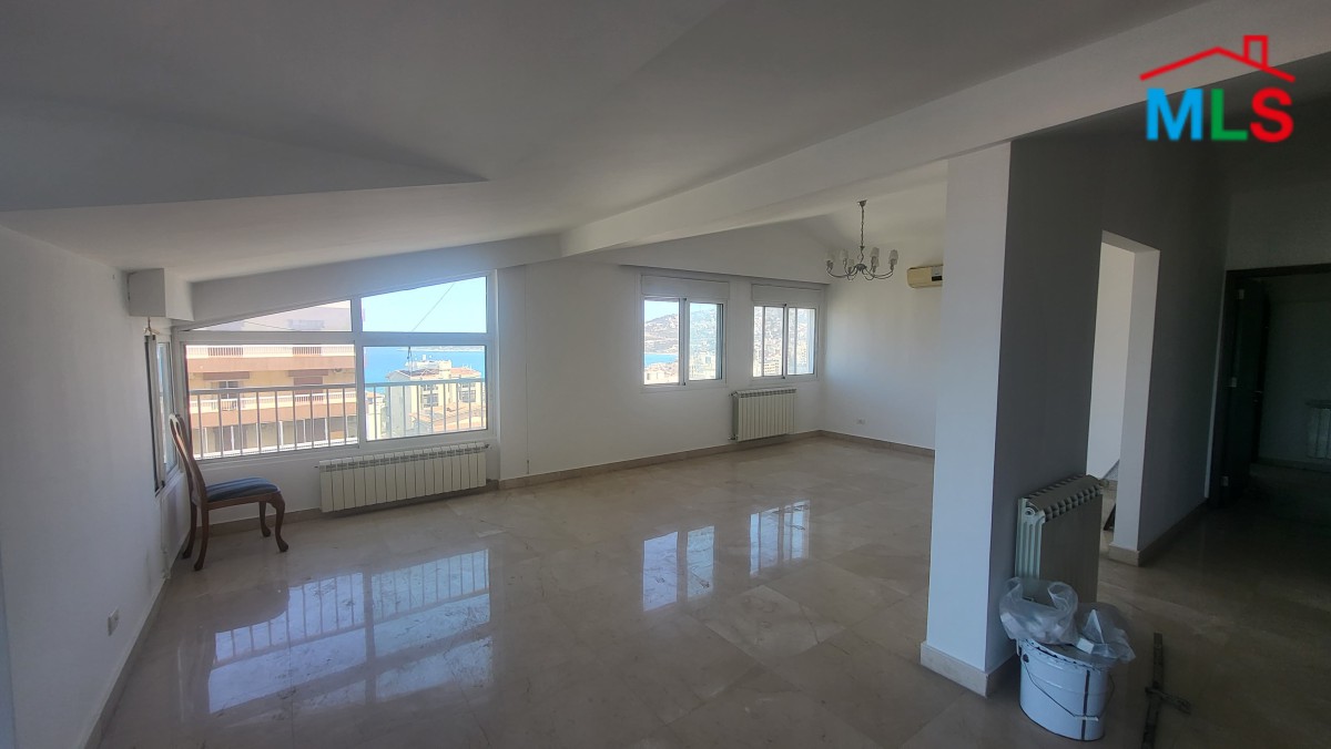 Spacious Apartment For Sale in Haret Sakher