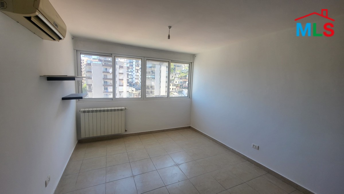 Spacious Apartment For Sale in Haret Sakher