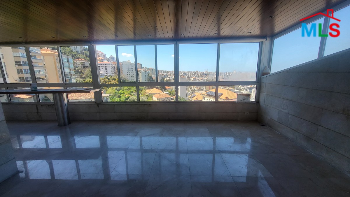 Spacious Apartment For Sale in Haret Sakher