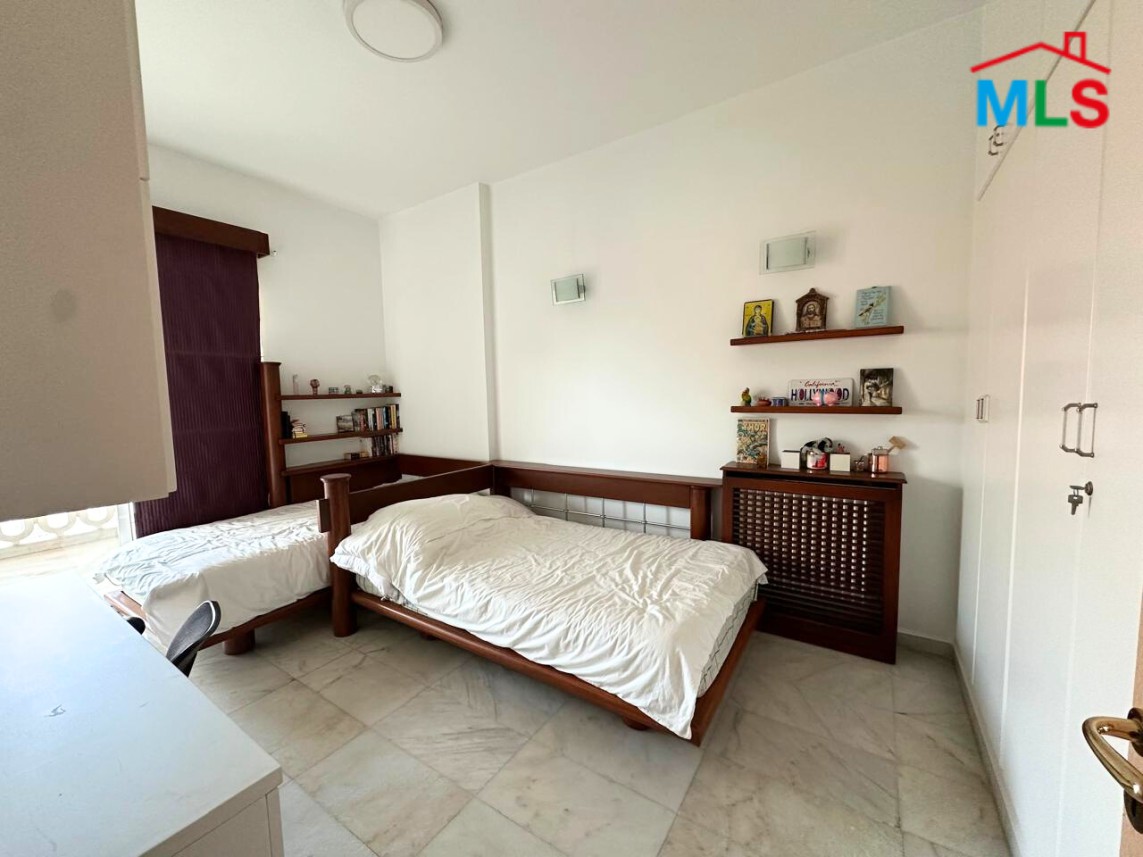 3-Bedroom Apartment For Sale in Achrafieh, Carré D'or