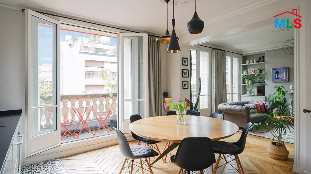 BRIGHT APARTMENT FOR SALE l RANELAGH I PARIS 16ème l FRANCE - 110m2