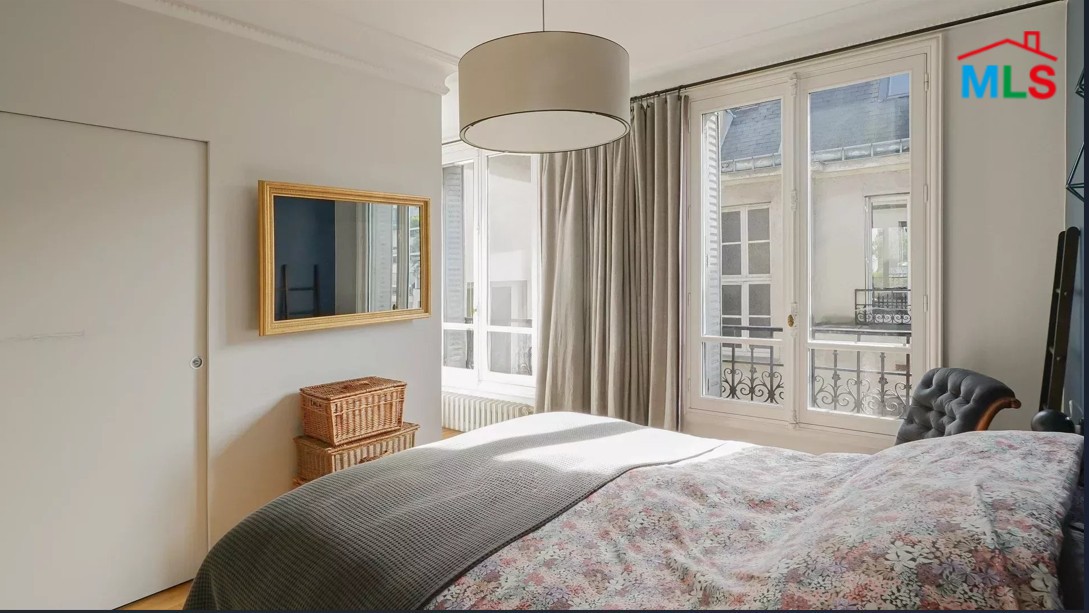 BRIGHT APARTMENT FOR SALE l RANELAGH I PARIS 16ème l FRANCE - 110m2