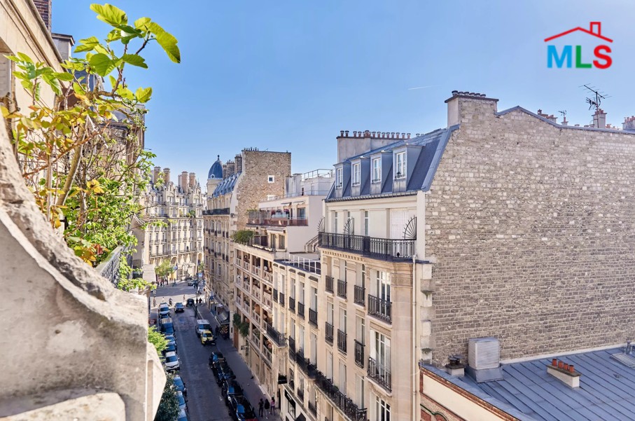 APARTMENT WITH BALCONY FOR SALE l MUETTE I PARIS 16ème l FRANCE- 92m2