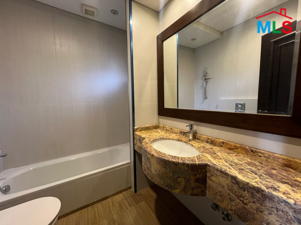 Super Deluxe Apartment For Sale in Horsh Tabet
