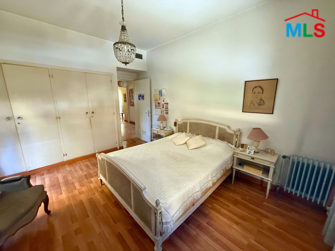 4-Bedroom Apartment For Sale in Achrafieh, Carré D'or