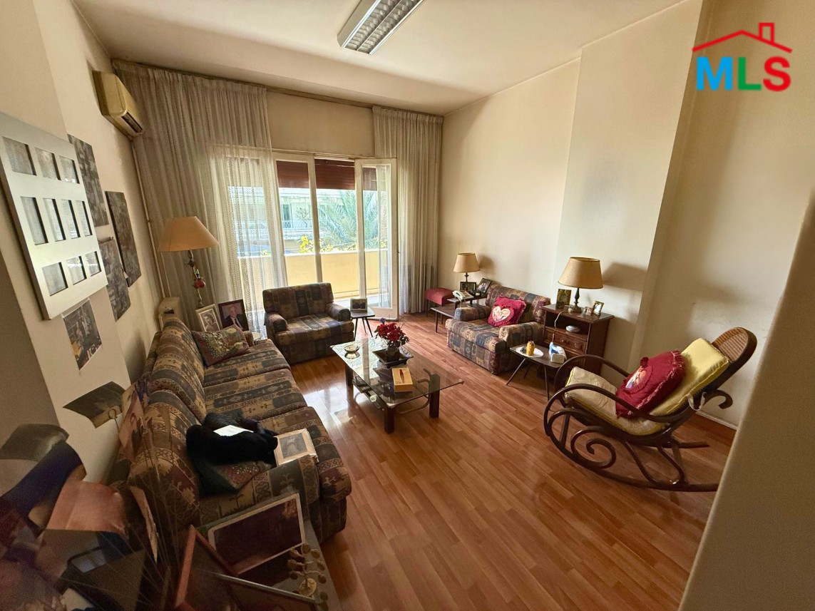 4-Bedroom Apartment For Sale in Achrafieh, Carré D'or
