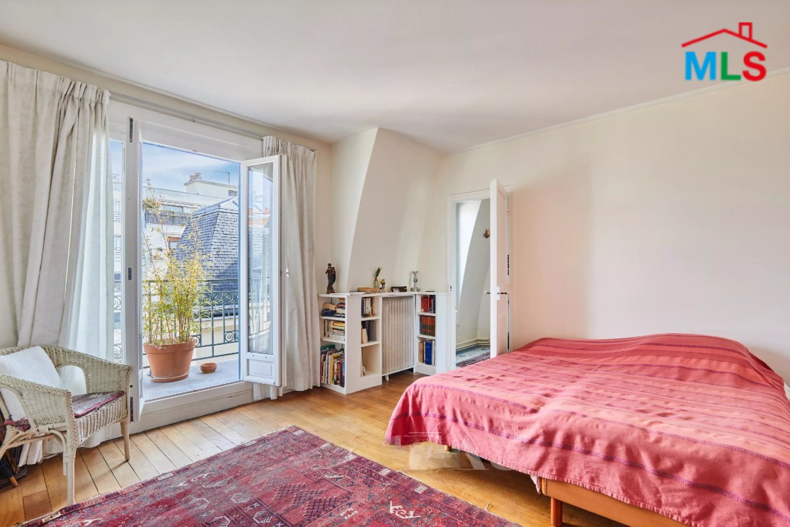 ONE BEDROOM APARTMENT FOR SALE l CHARDON LAGACHE I PARIS 16ème l FRANCE- 53m2