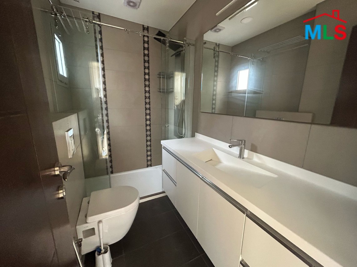 Renovated 3-Bedroom Apartment For Sale in Tallet Al Khayat, Ras Beirut