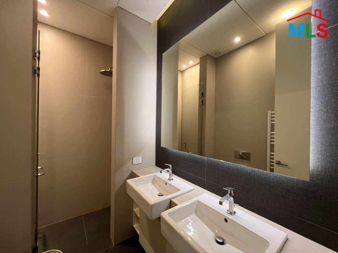 Luxurious Apartment With Garden For Sale in Byblos Sud
