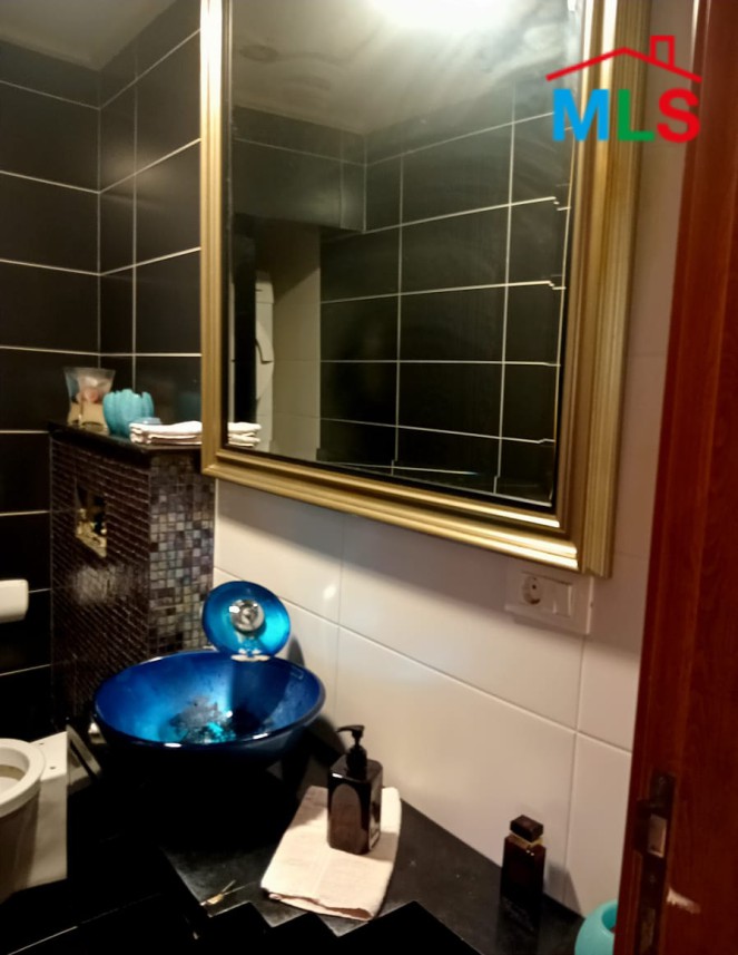 Spacious Apartment With Terrace For Sale In Adma