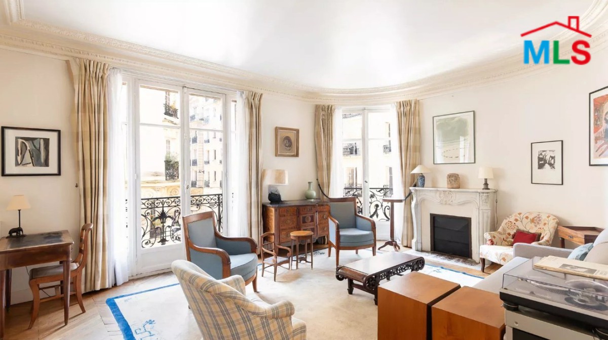 SPACIOUS APARTMENT FOR SALE l PASSY/TOUR I PARIS 16ème l FRANCE - 143m2