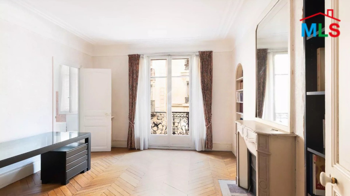 SPACIOUS APARTMENT FOR SALE l PASSY/TOUR I PARIS 16ème l FRANCE - 143m2