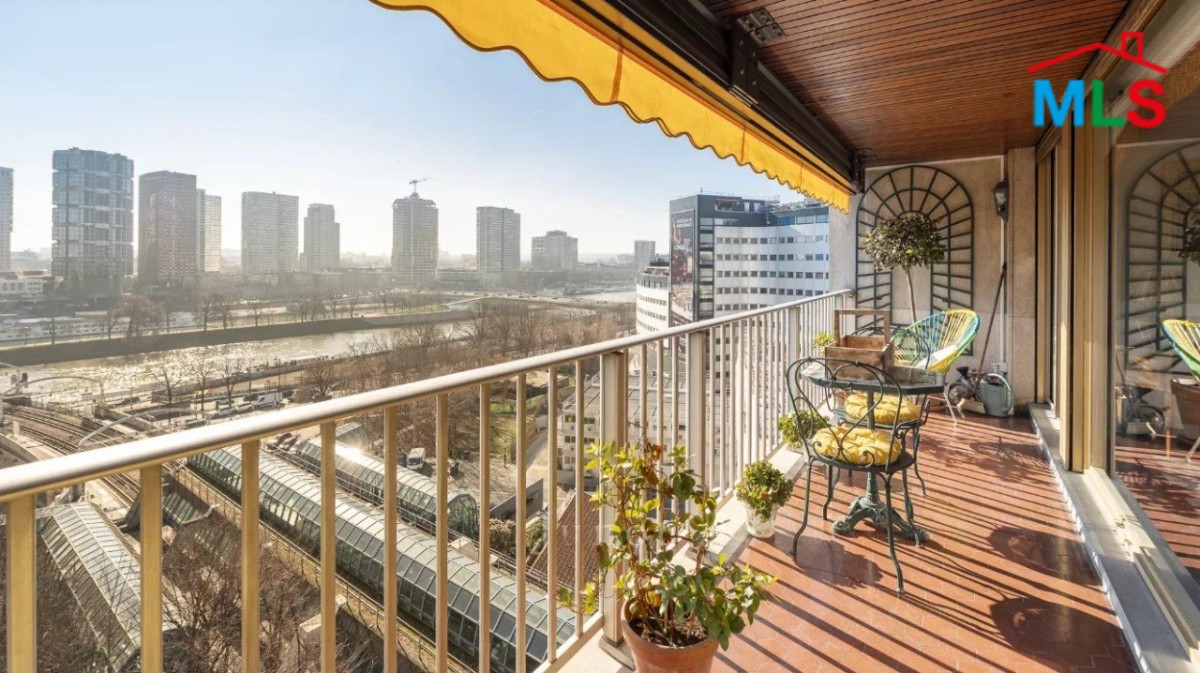 APARTMENT FOR SALE l MAISON DE LA RADIO I PARIS 16ème l FRANCE - 136m2